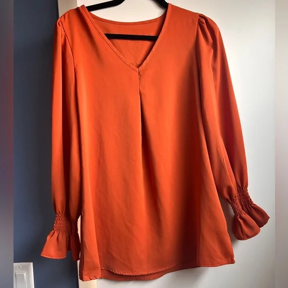 Orange top - Size M - Picture 1 of 1